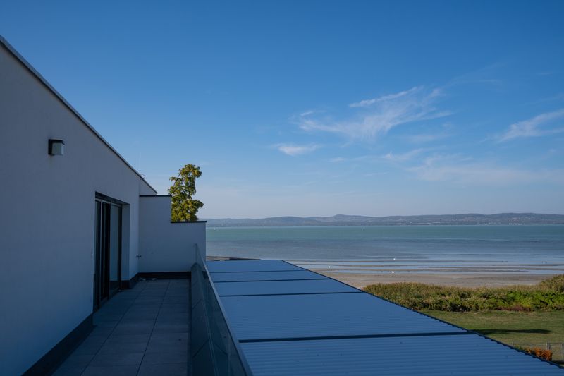 Eladó lakás, Balatonszemes